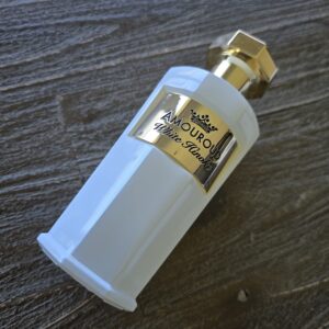 Amouroud White Hinoki