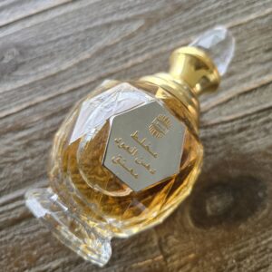 Ajmal Dahn al Oudh Moattaq