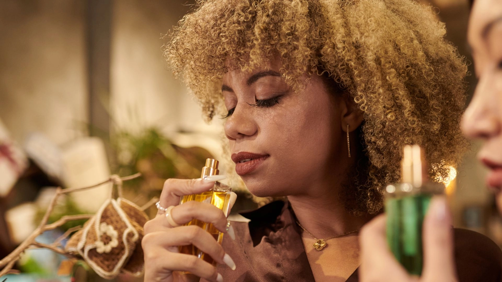 Read more about the article How to Store Your Fragrance Collection to Maximise Longevity